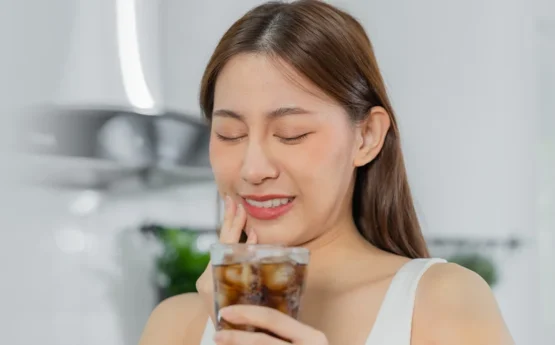 How Carbonated Beverages Affect Teeth